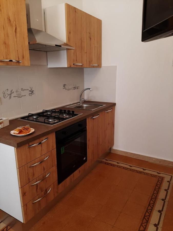 Casa Vacanze Mannina カステッランマーレ・デル・ゴルフォ エクステリア 写真