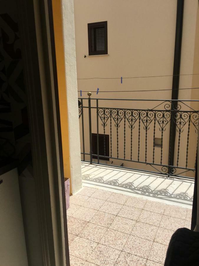 Casa Vacanze Mannina カステッランマーレ・デル・ゴルフォ エクステリア 写真