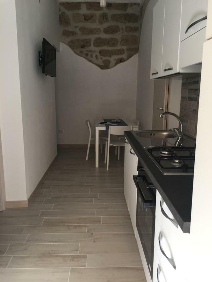 Casa Vacanze Mannina カステッランマーレ・デル・ゴルフォ エクステリア 写真